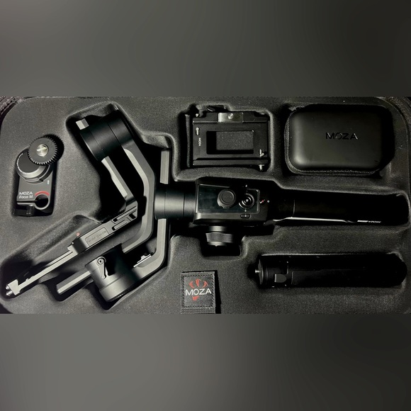 Moza air 2 + Focus M Camera stabilizer like BRAND NEW! - Picture 1 of 6